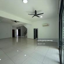 Good condition , Quiet and suitable for own stay ,Limited Unit !