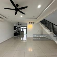 Partially Furnished 2 storey Superlink For Sale @ Citrine Lakehomes