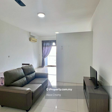 Town area condo for rent easy access to singapore
