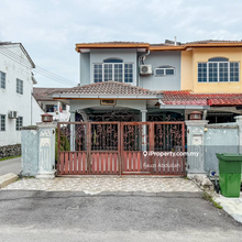 Seksyen 5 Bandar Teknologi Kajang Double Storey Terrace End Lot Reno