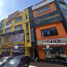 Pusat komersial tsb sungai buloh main road 3 storey shop sale freehold