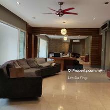 Greenery.Low floor.Spacious.Renovated. Practical. Homely family house.