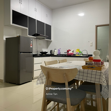 Nusa Height @ Gelang Patah middle room ( 2 rooms available ) for rent
