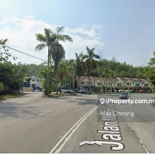 Freehold Commercial Land next to LEKAS Highway