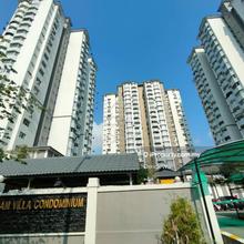 970sqft. Limited Unit to let go, View to Offer.