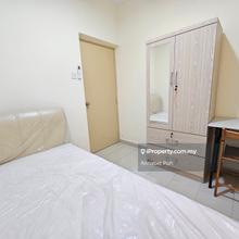 Sang suria 1 room 1 bath for rent