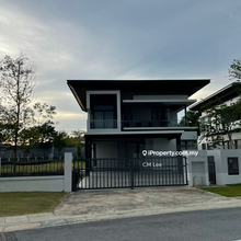 Hampton Double Storey Bungalow Corner for Sale