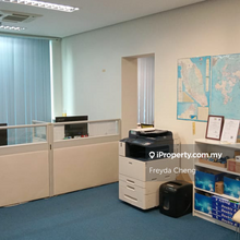 Office unit come with en-suite meeting room