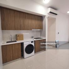 Elegant Brand New Condo - Steps to LRT (Opposite) & Wangsa Walk Mall