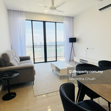 Fully Furnished High-Floor Corner Unit, Efficient Layout! 