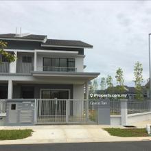 Freehold Beautiful Brand New Corner Great Facing 
