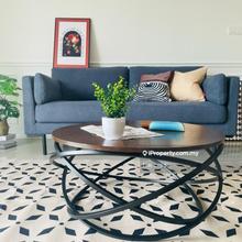 Nice Condition with Balcony you will Like it!!