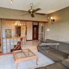 Corner unit fully renovated, KLCC & Genting view (Facing East/South) 
