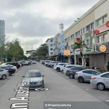 Facing Mainroad, very good location.