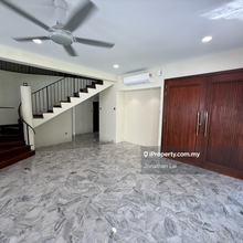 Newly Refurbished Bungalow with Private Pool