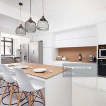 Fully reno unit! Move in condition!