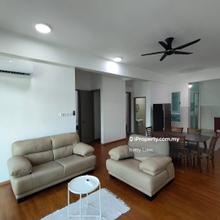 For Sale Big Size High Floor Corner bathtub One Sulaman Platinum Tower