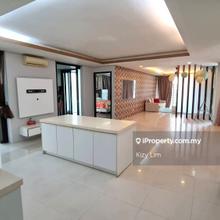 Spacious Unit with Nice View