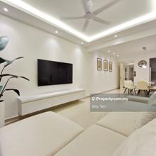 Fully Interior Designed & Full Furnished! Sea & Mountain View!