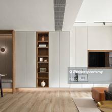 Walk to Pav 2, Walk to Park, Next to LRT, Freehold, Fully Furnished