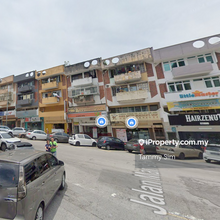 3.5 Storey Shoplot For Sale