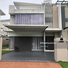 Limited Freehold 2.5 Storey Semi D Good Condition Unit