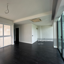 Courtyard Landed Garden View Villa for Sale