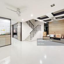 Sutera Perling Jalan Sutera Biru 1.5 Storey 22x82 Fully Renovated G&G