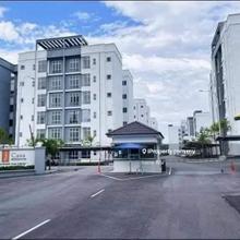 Freehold Casa Residence Apartment @ Klebang for Sales