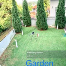 Corner Fully renovated Sierramas Bungalow