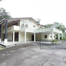 A huge Bungalow with private pool in the heart of Kuala Lumpur!