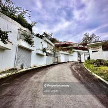 Exclusive : Sea-View Mansion in Batu Ferringhi, Penang island.