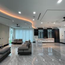 Corner Modern Facade Design Bungalow with Private Lift, Pool&Garden
