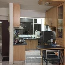 Kelana D'Putera Condo, 1148sf, Fully, 1cp, Kelana Jaya, LRT, PJ
