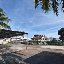 Bandar Kajang, Commercial land facing main road, used car,warehouse