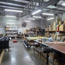1.5 Storey Terrace Factory For Sale @ Tmn Perindustrian Bukit Serdang 