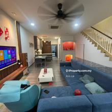 Freehold -International Lot -Fully Renovated 