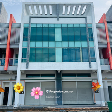 Super below price 3 storey shoplot @ Klebang ( tmn kota bendahari )