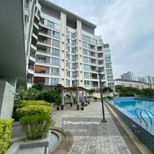Super Low Density Condo. Rare Gem in Market !!