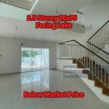 Two & Half Storey Facing Lake 