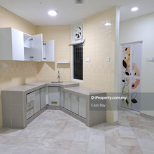 Conducive corner developer unit Freehold.