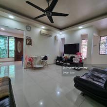 3 Storeys Corner Lot Landed Freehold, Fully Renovated Fully Furnished