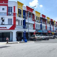 Batu Caves Centre Point, Corner Ground Floor Shop For Sale Freehold