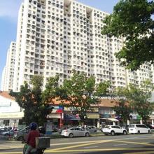 Strategic Area!! Sri Saujana, 646sf, 3 Room, Near Karpal Singh Drive