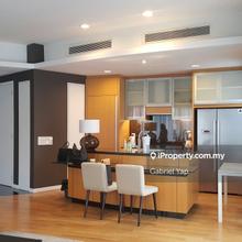 Luxuriously Fitted Executive Unit; Walkable to Pavilion KL & Monorail