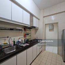 Nice Unit Corner Unit Ready To Move In Condition