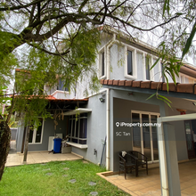 Fully Extended Freehold Propery - Cosy End Lot Home