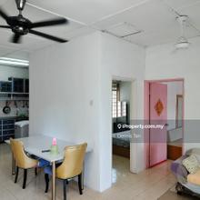 Freehold New paint Klang Taman Sentosa Apartment Fully furnished