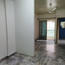 Teratai mewah Apartment Allroom Tile setapak Danau kota kl gated guard