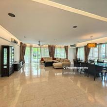 Kiaraville spacious unit with private lift lobby 